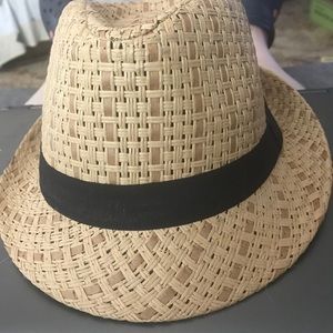 Straw hat. Unisex.